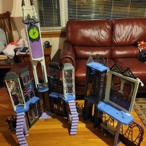 Monster High Deadluxe High School